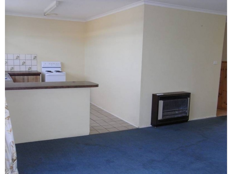 2/22 Bishops Drive, Newnham TAS 7248