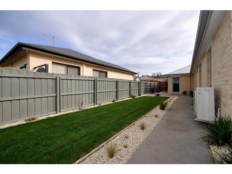 9 Woodford Glade, Newstead TAS 7250