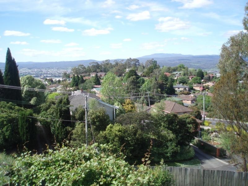 43 New World Avenue, Trevallyn TAS 7250