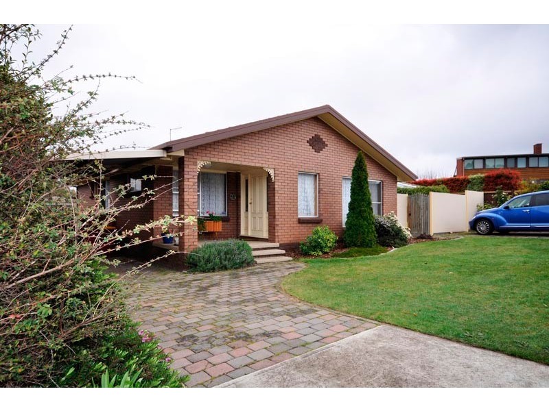 4 Belgrave Parade, Youngtown TAS 7249