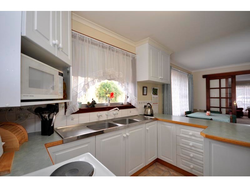 4 Belgrave Parade, Youngtown TAS 7249