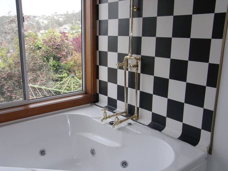 3 Pascoe Street, West Launceston TAS 7250