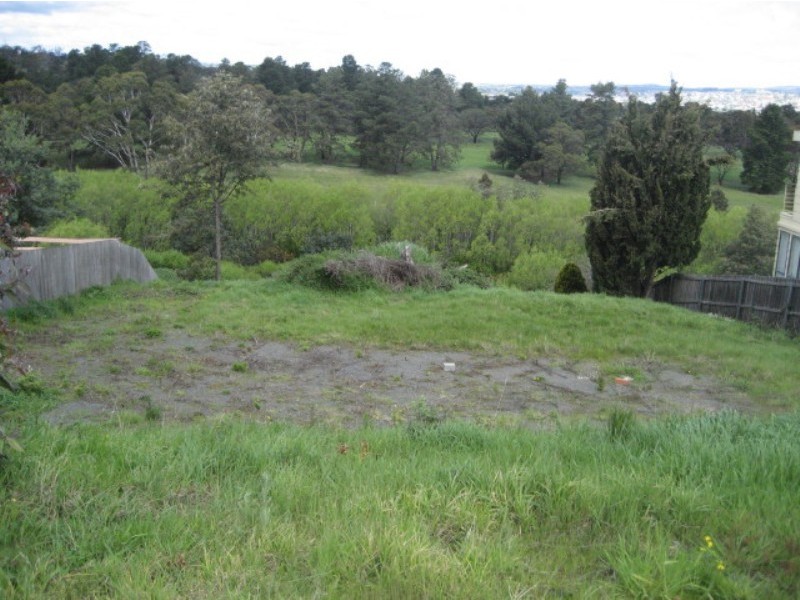 34 Crandon Crescent, Newnham TAS 7248