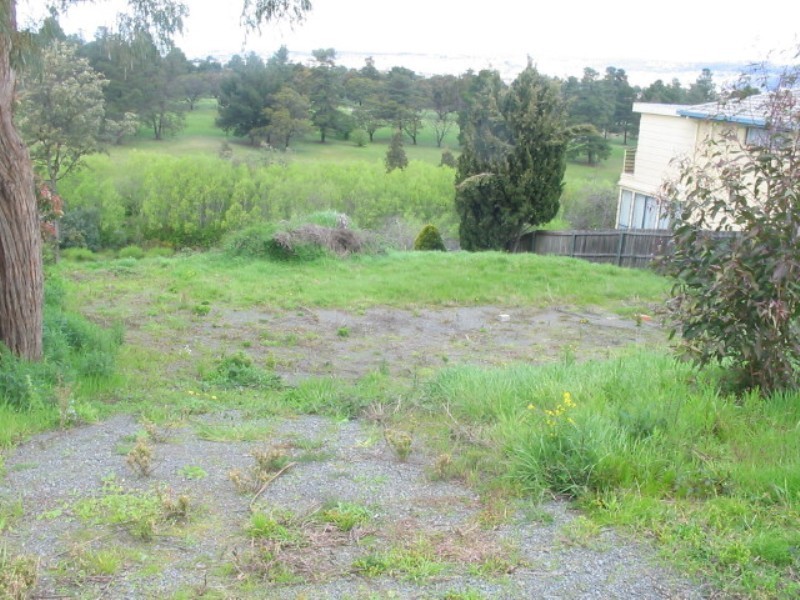 34 Crandon Crescent, Newnham TAS 7248