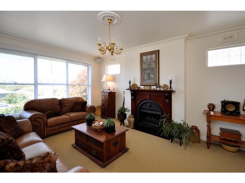 10 Henrietta Grove, West Launceston TAS 7250