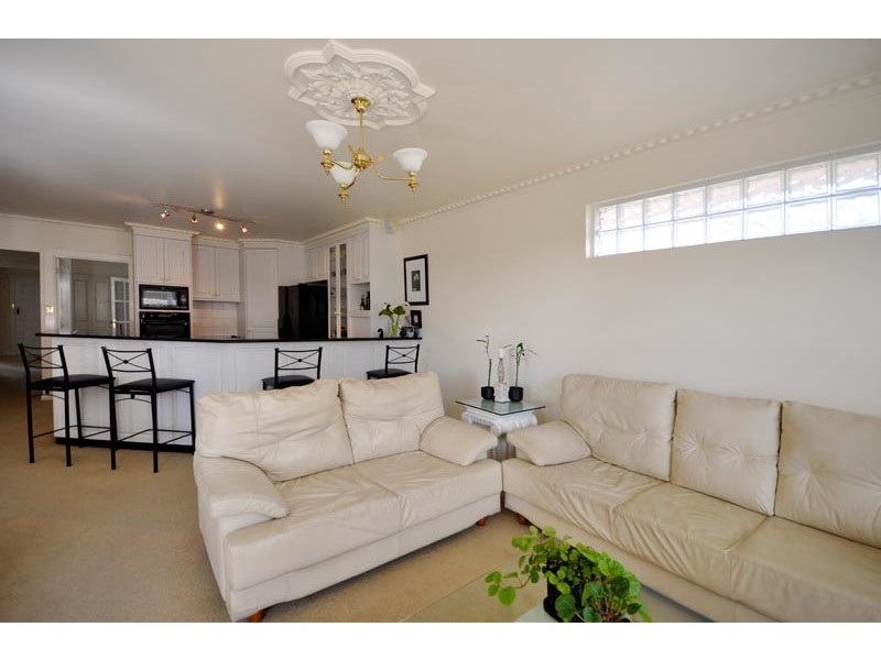 10 Henrietta Grove, West Launceston TAS 7250