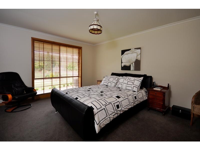 45 Swan Bay Drive, Swan Bay TAS 7252