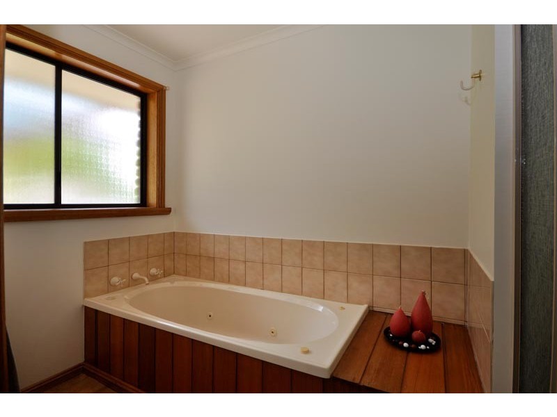 45 Swan Bay Drive, Swan Bay TAS 7252