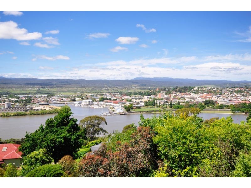 28 Bain Terrace, Trevallyn TAS 7250
