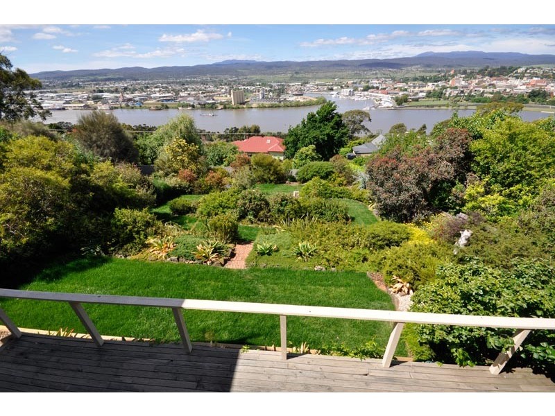 28 Bain Terrace, Trevallyn TAS 7250