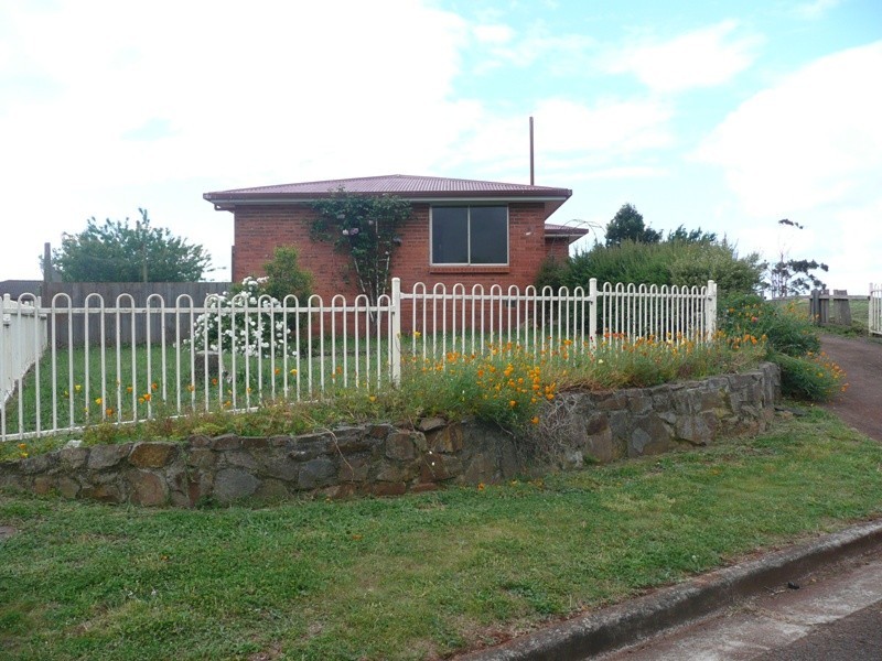 9 Hawkes Place, Scottsdale TAS 7260