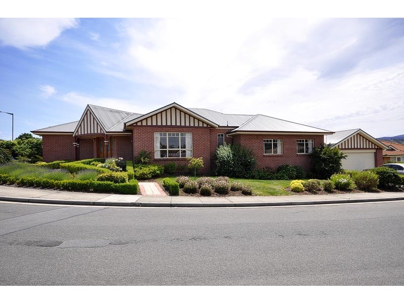 31 Benwerrin Crescent, Norwood TAS 7250