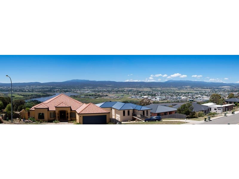 28 Lachlan Parade, Trevallyn TAS 7250
