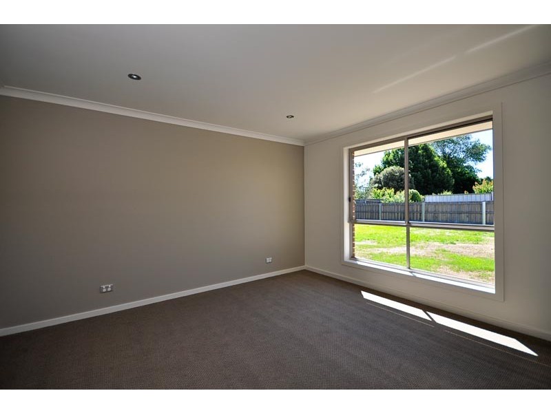 34 Bethune Place, Newnham TAS 7248