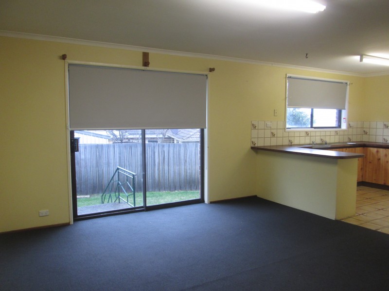 4/22 Bishops Drive, Newnham TAS 7248