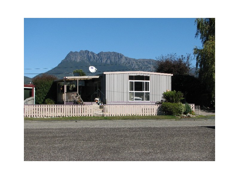 10 Sale Street, Tullah TAS 7321