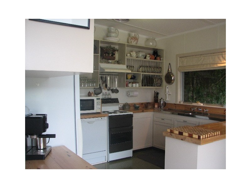 10 Sale Street, Tullah TAS 7321