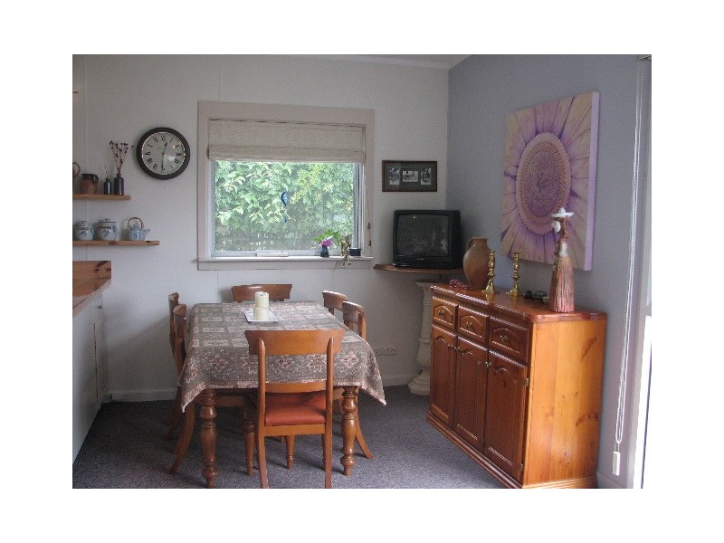 10 Sale Street, Tullah TAS 7321