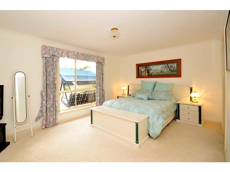 33 Holyman Drive, Prospect Vale TAS 7250