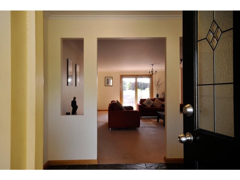 55 Parklands Parade, Newnham TAS 7248