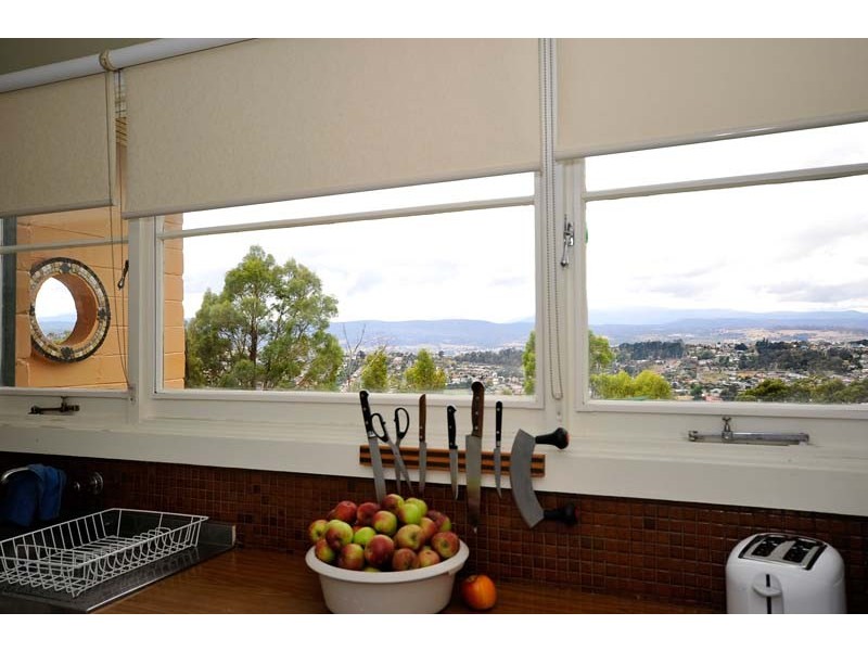 35 Salisbury Crescent, West Launceston TAS 7250