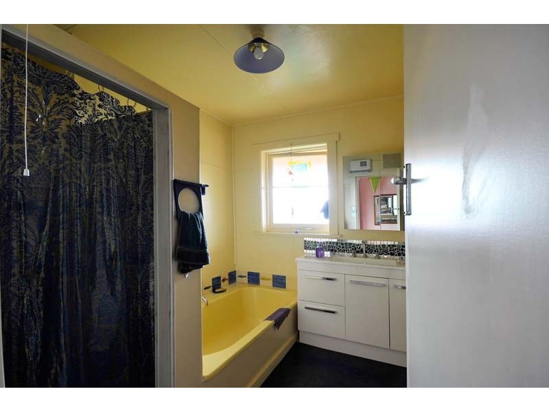 35 Salisbury Crescent, West Launceston TAS 7250