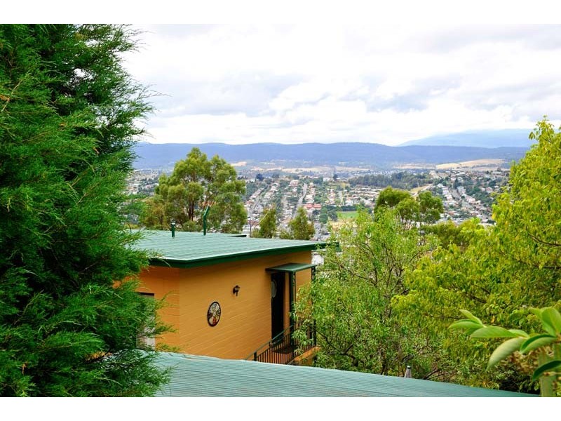 35 Salisbury Crescent, West Launceston TAS 7250