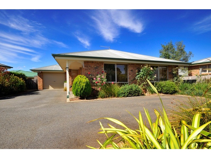 2/50 Cleghorn Avenue, Riverside TAS 7250
