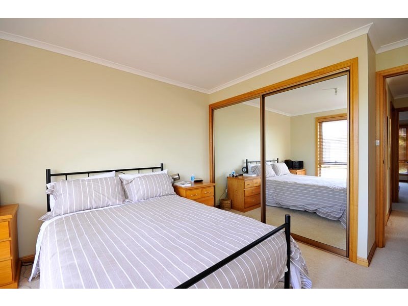 2/50 Cleghorn Avenue, Riverside TAS 7250