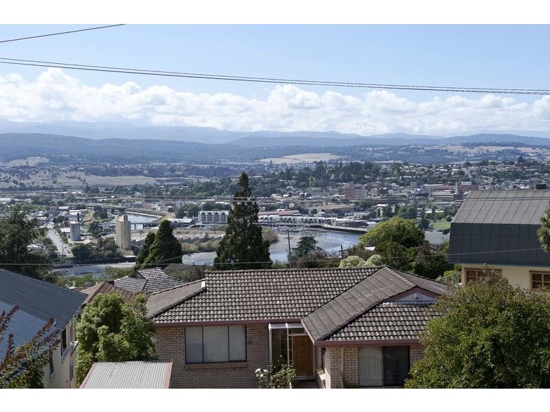 31 Osborne Avenue, Trevallyn TAS 7250