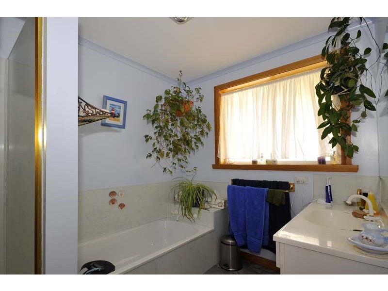 16 Pultney Street, Longford TAS 7301