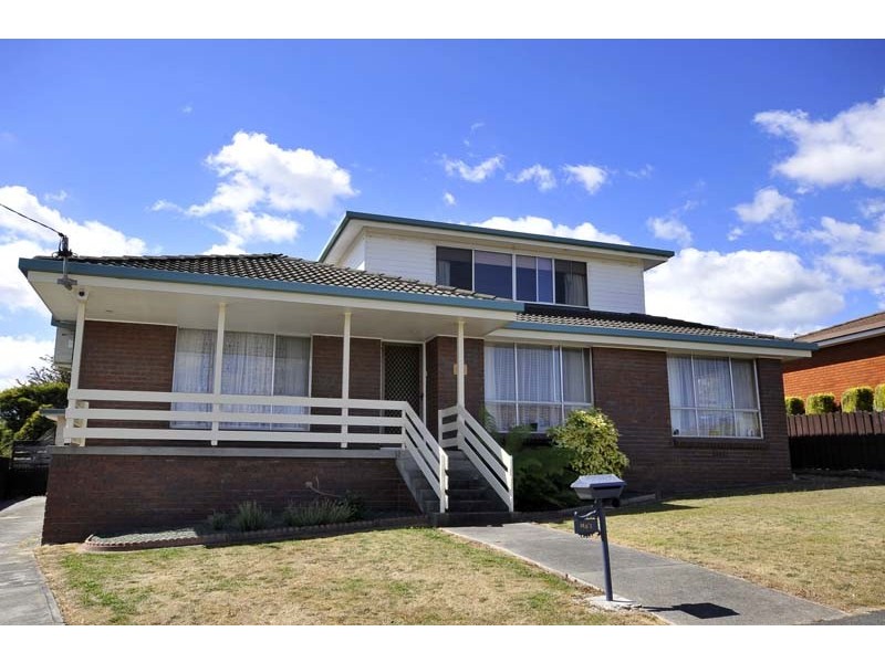 35 Bronzewing Avenue, Newnham TAS 7248