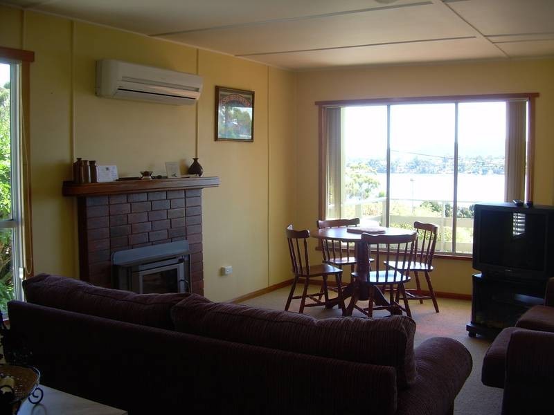 62 Sunset Boulevard, Clarence Point TAS 7270