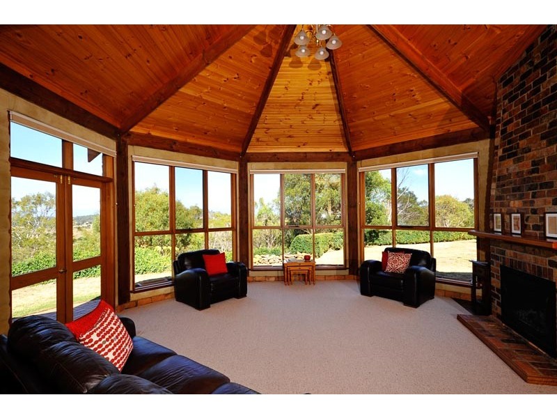 10 Travellers Drive, Travellers Rest TAS 7250
