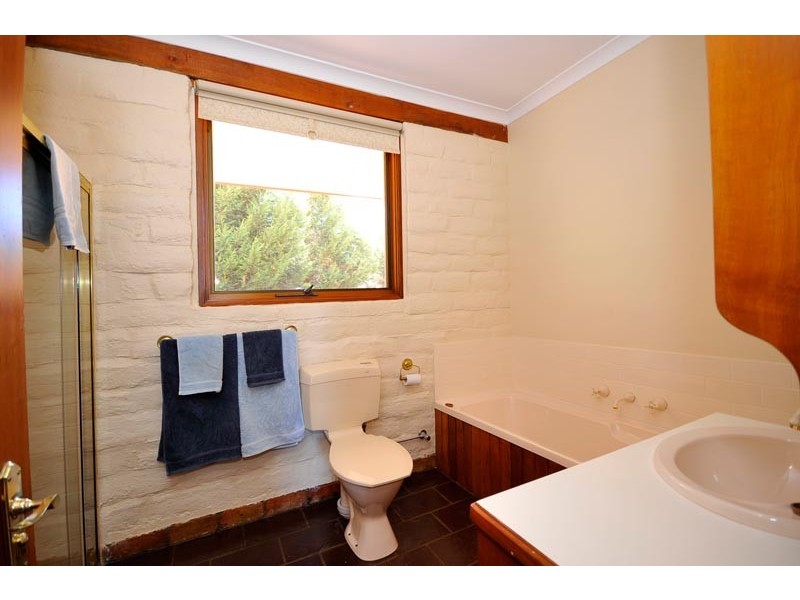 10 Travellers Drive, Travellers Rest TAS 7250