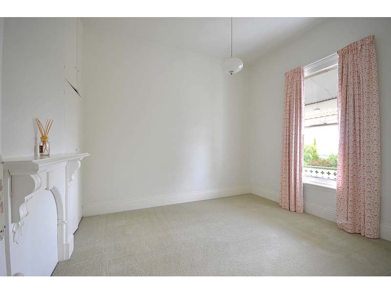 33 Bain Terrace, Trevallyn TAS 7250