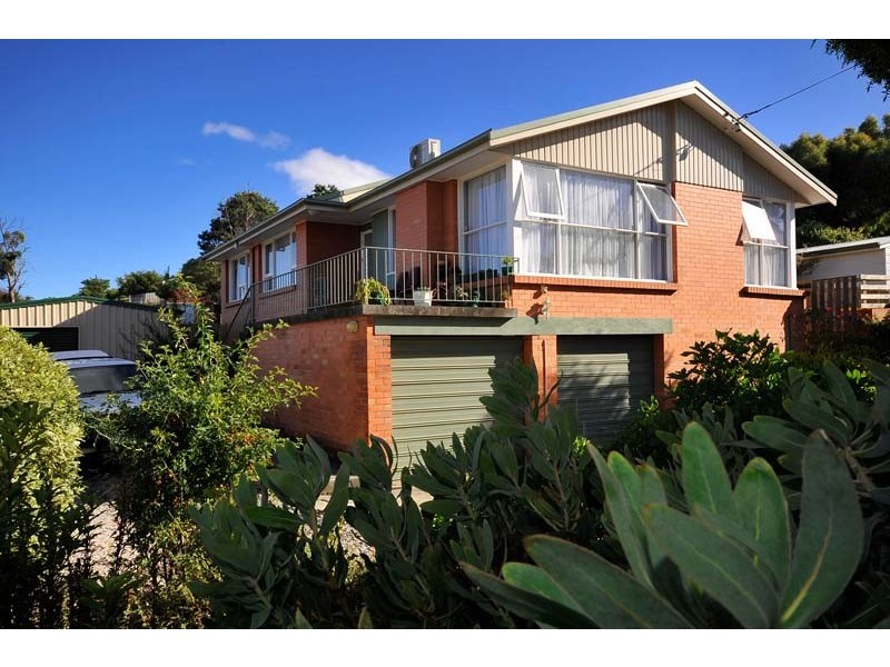 30 Outram Street, West Launceston TAS 7250