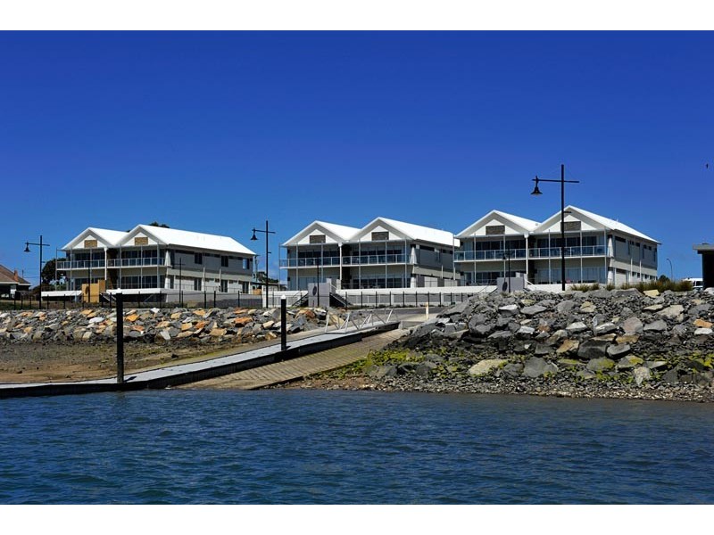 2/11 Adelaide Street, George Town TAS 7253