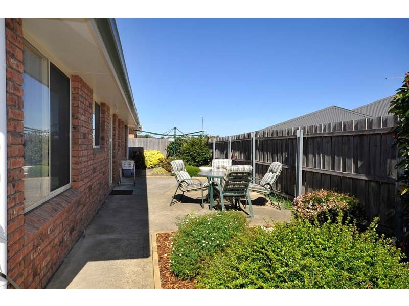 2/205 Alanvale Road, Newnham TAS 7248