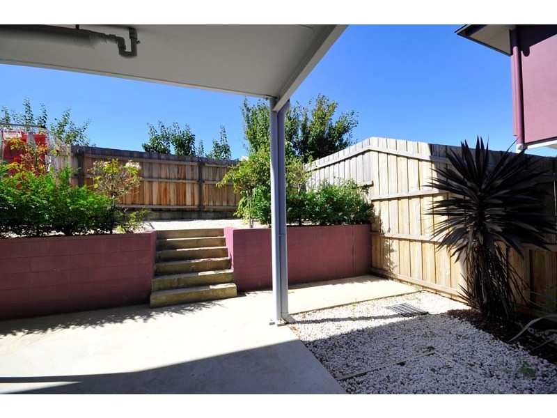 1/15 Rothesay Close, Newnham TAS 7248