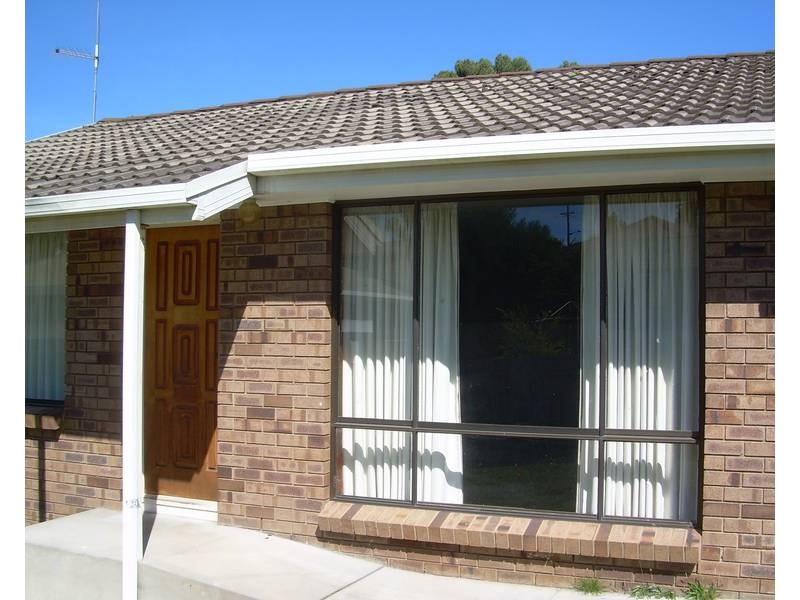 2/1 Ingamells Street, Summerhill TAS 7250