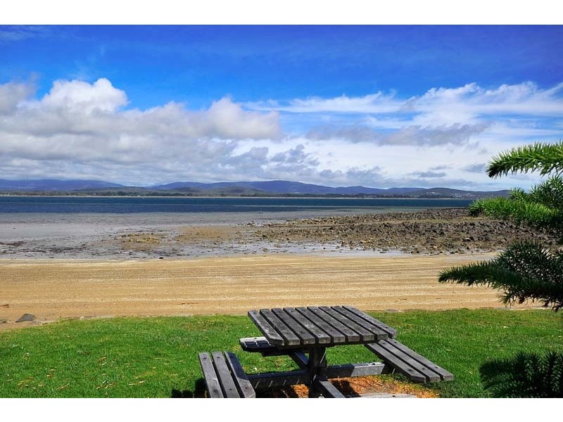 2/1 Perrin Drive, Low Head TAS 7253
