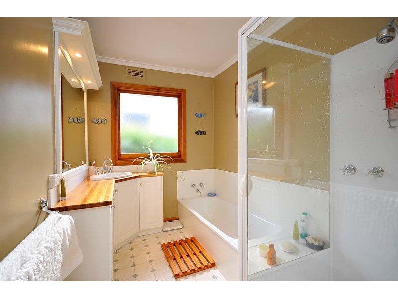 15 Veronica Crescent, Norwood TAS 7250