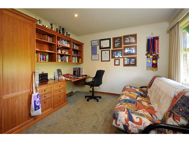 15 Veronica Crescent, Norwood TAS 7250