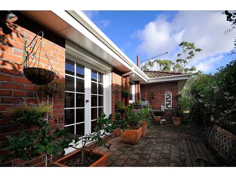 15 Veronica Crescent, Norwood TAS 7250
