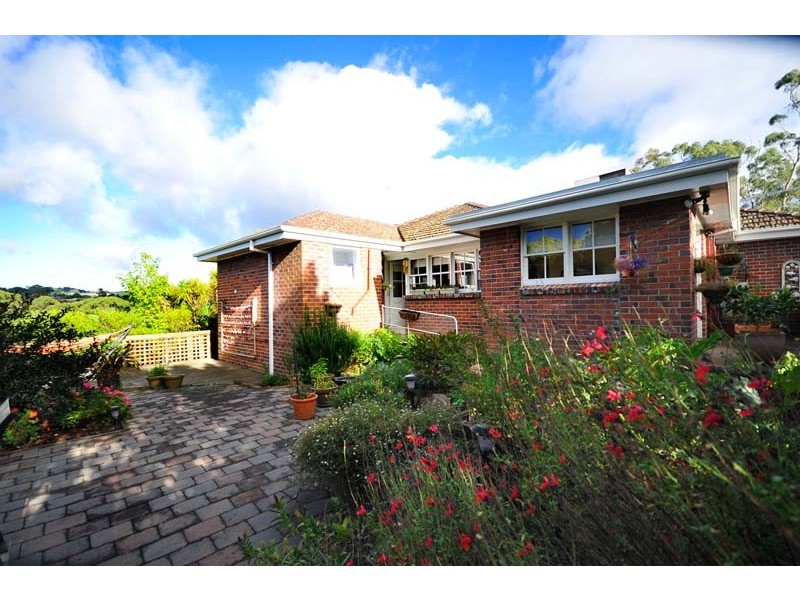 15 Veronica Crescent, Norwood TAS 7250