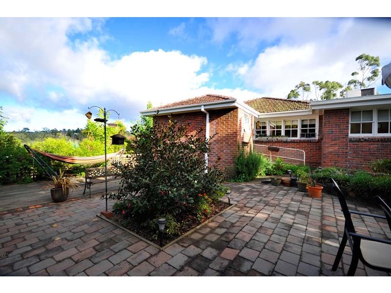 15 Veronica Crescent, Norwood TAS 7250