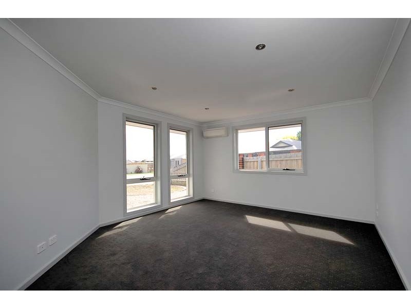 2 Grange Court, Newnham TAS 7248