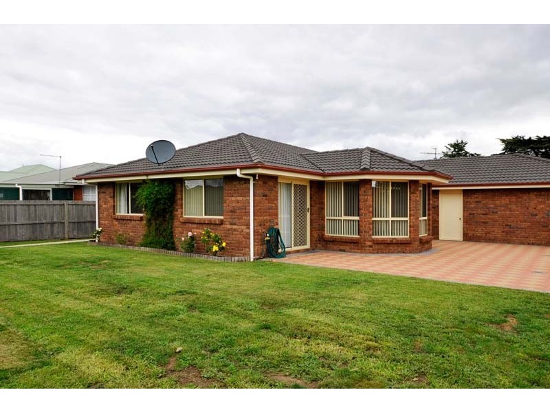 34 Mount Stuart Drive, Newnham TAS 7248