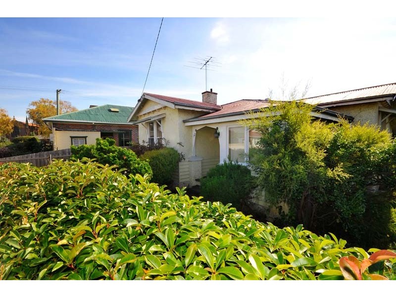 32 Button Street, Mowbray TAS 7248